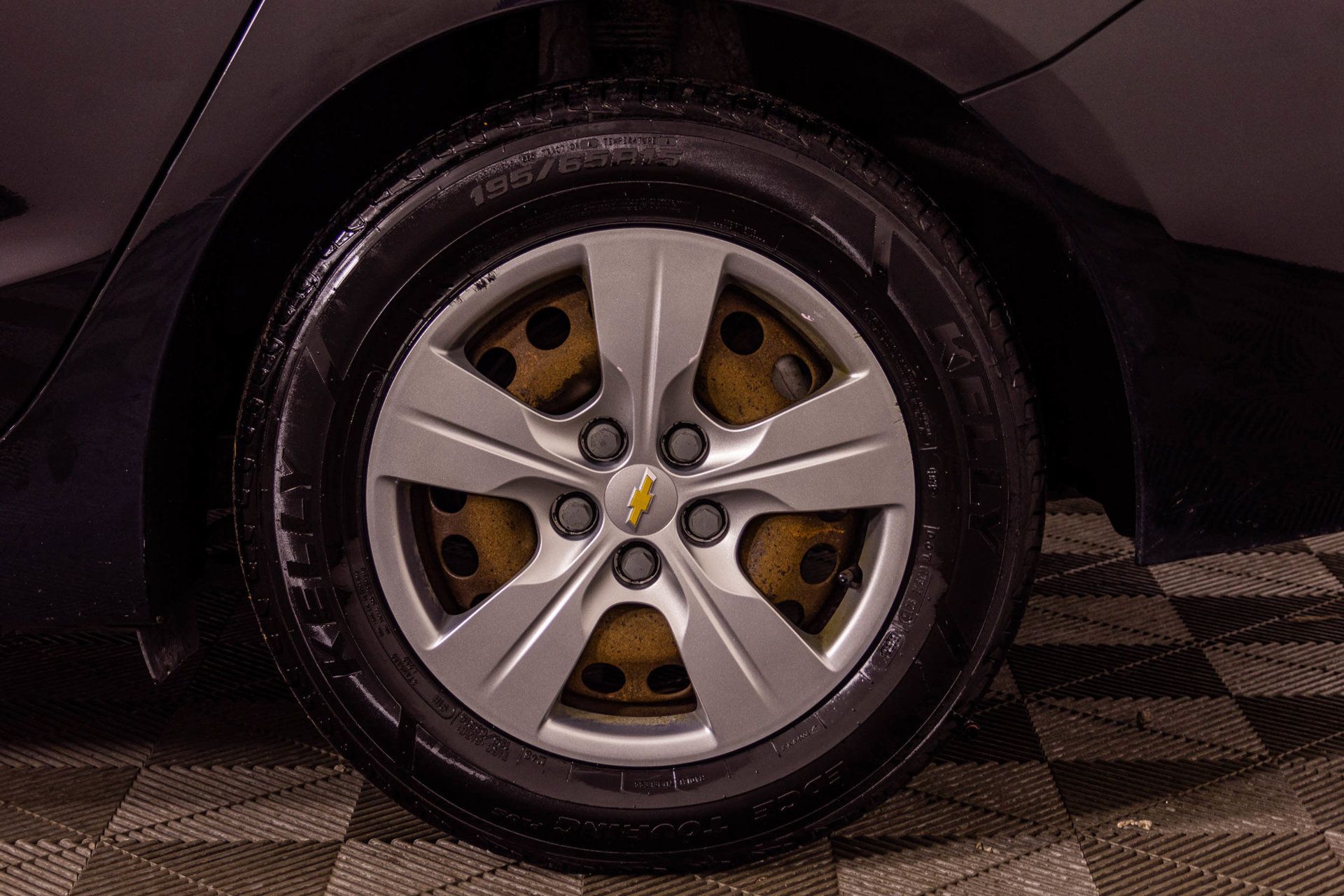 Used 2017 Chevrolet Cruze LS FWD image 46