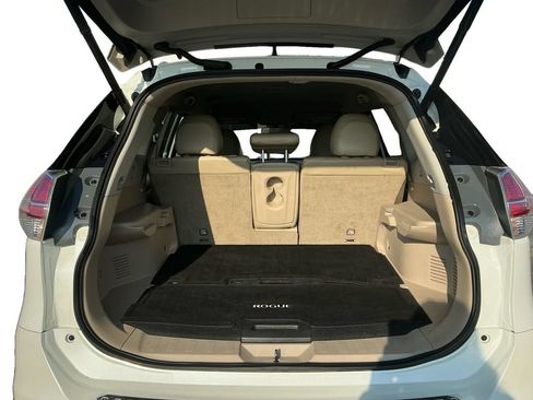 Used 2016 Nissan Rogue SV w/ SV Premium Package FWD image 24