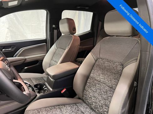 Used 2024 Chevrolet Colorado ZR2 image 18