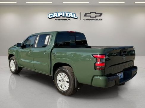 Used 2024 Nissan Frontier SV w/ SV Convenience Package image 3