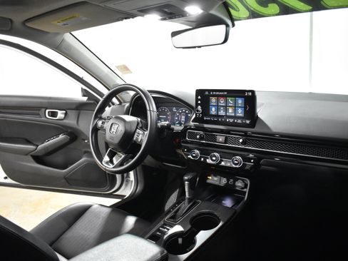 Certified 2023 Honda Civic Touring image 32