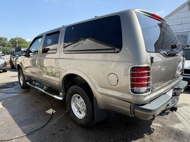 Used 2003 Ford Excursion Limited AWD/4WD image 3