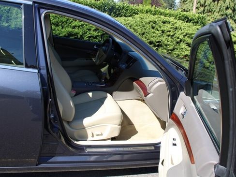 Used 2009 INFINITI G37 x Sedan w/ Premium Pkg AWD/4WD image 15