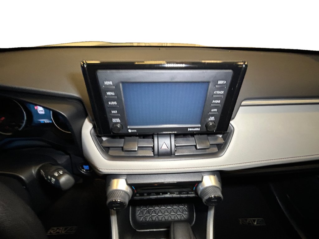 Used 2020 Toyota RAV4 XLE AWD/4WD image 10