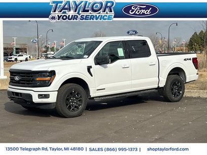 New 2025 Ford F150 XLT w/ Equipment Group 302A MID