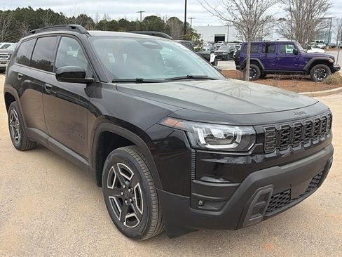 New 2026 Jeep Cherokee Laredo image 5