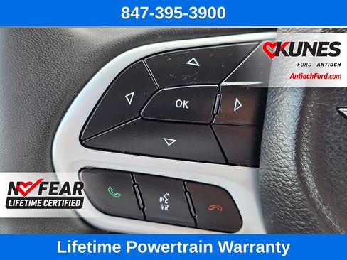 Used 2023 Chrysler Voyager LX FWD image 40