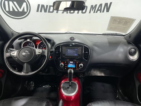 Used 2011 Nissan Juke SL AWD/4WD image 19