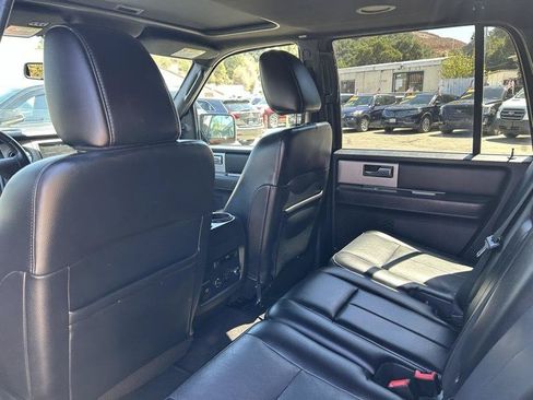Used 2015 Ford Expedition EL XLT w/ Equipment Group 202A RWD image 14