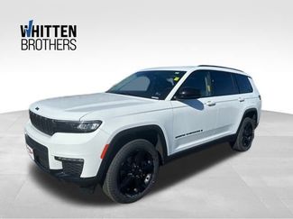 Used 2023 Jeep Grand Cherokee L Limited w/ Black Appearance Package video 1