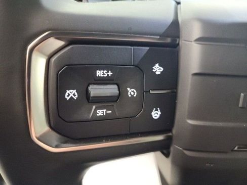 New 2025 GMC Hummer EV 3X w/ LPO, Dark Essentials Package image 13