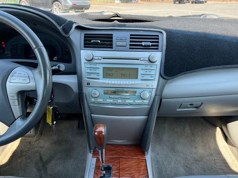 Used 2008 Toyota Camry XLE w/ Leather Pkg FWD image 21