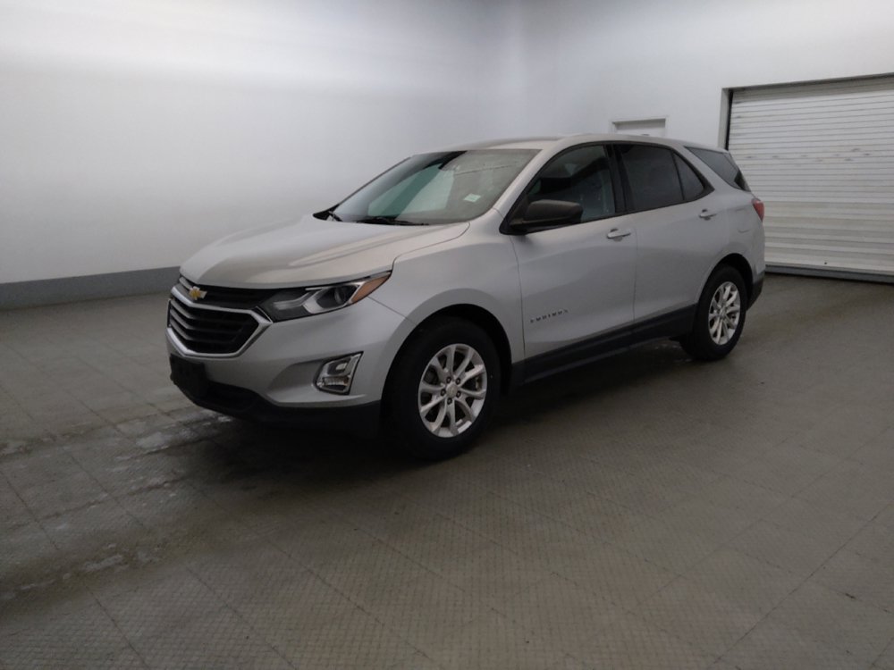 Used 2019 Chevrolet Equinox LS w/ LS Convenience Package FWD image 2