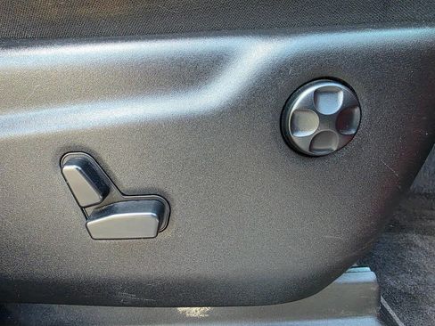 Used 2017 Jeep Grand Cherokee Trailhawk image 39