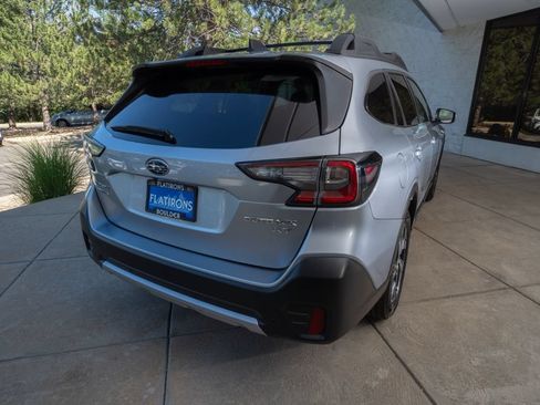 Used 2022 Subaru Outback Limited XT AWD/4WD image 6