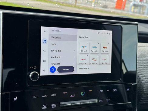 Certified 2024 Subaru Solterra Premium image 18