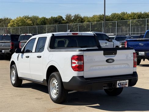 New 2025 Ford Maverick XL image 29