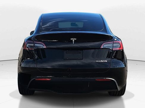 Used 2022 Tesla Model Y Performance image 6