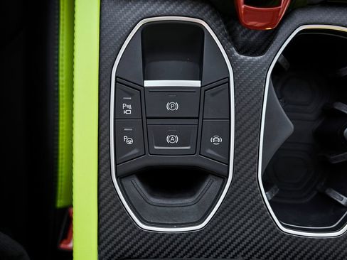 Used 2022 Lamborghini Urus AWD/4WD image 68