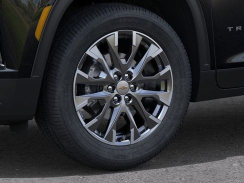 New 2026 Chevrolet Traverse LT w/ Sun and Wheel Package image 9
