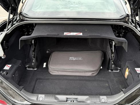 Used 2015 Ferrari California T RWD image 11