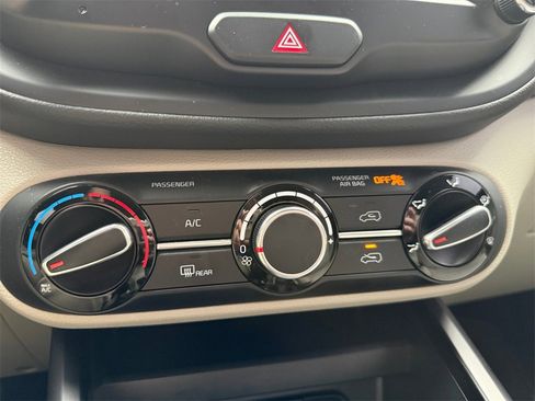 Certified 2023 Kia Soul LX w/ Option Group 015 image 29