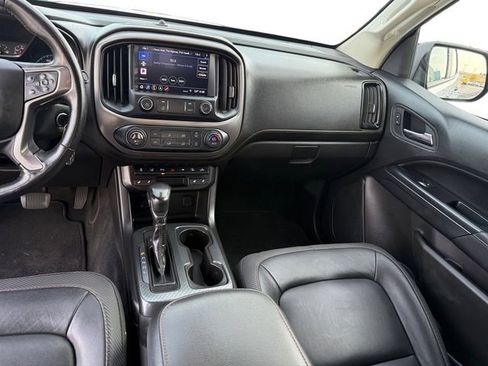 Used 2022 GMC Canyon AT4 w/ Driver Alert Package image 11