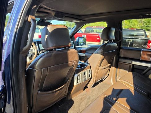 Used 2016 Ford F150 King Ranch w/ Equipment Group 601A Luxury AWD/4WD image 27