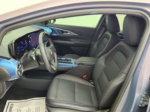 Used 2024 Chevrolet Equinox EV LT w/ Active Safety Package 3 FWD image 19