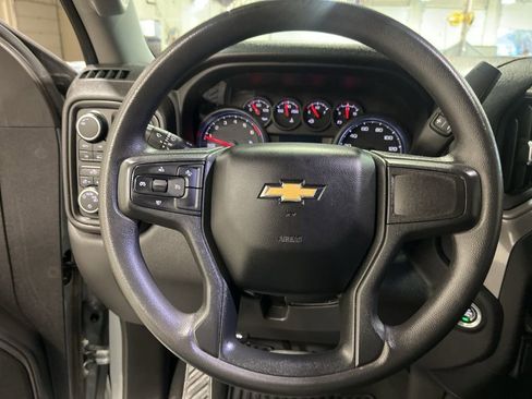Used 2023 Chevrolet Silverado 1500 Custom image 22