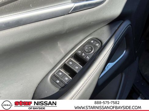 Used 2025 INFINITI QX60 Luxe w/ Cargo Package image 12