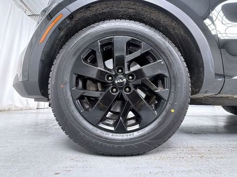 Used 2022 Kia Sorento S image 14