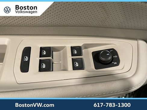 New 2026 Volkswagen Atlas SE image 32