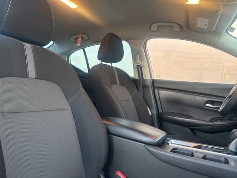 Certified 2022 Nissan Sentra SV image 34