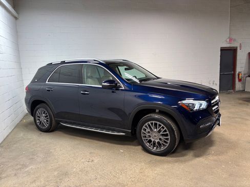 Used 2022 Mercedes-Benz GLE 350 4MATIC image 5
