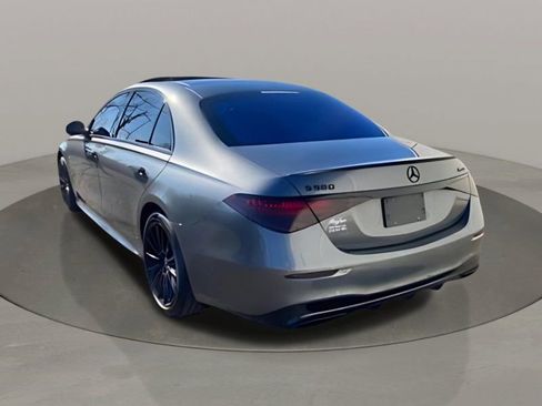 Used 2021 Mercedes-Benz S 580 4MATIC Sedan image 4