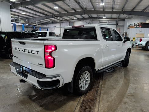 Used 2021 Chevrolet Silverado 1500 RST AWD/4WD image 3