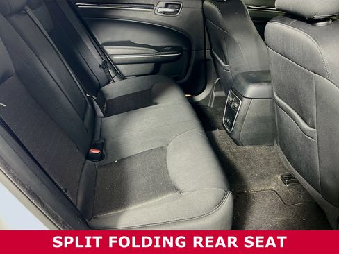 Used 2023 Chrysler 300 Touring w/ Sport Appearance Package image 23