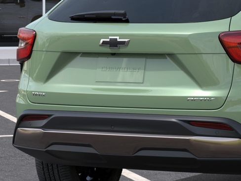 New 2026 Chevrolet Trax ACTIV w/ Driver Confidence Package FWD image 14