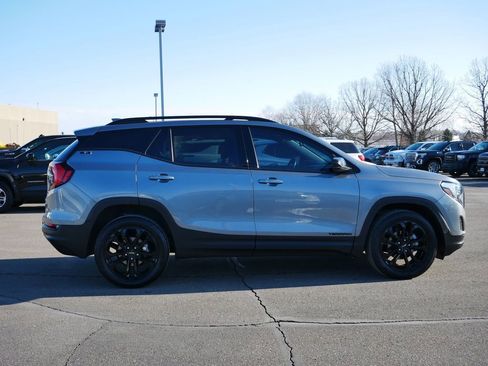 Used 2020 GMC Terrain SLE w/ Driver Convenience Package AWD/4WD image 11