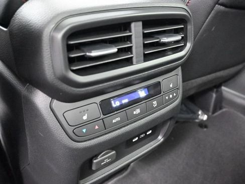 Used 2025 Honda Ridgeline Black Edition image 33
