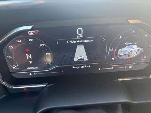 Used 2024 GMC Sierra 1500 Denali Ultimate image 10