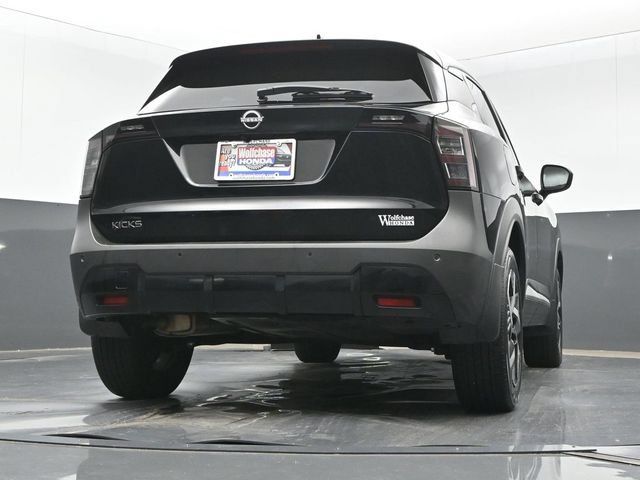 Used 2025 Nissan Kicks SV w/ Charging Package FWD image 24
