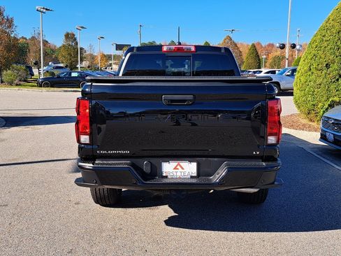 Used 2024 Chevrolet Colorado LT w/ LT Convenience Package II image 6