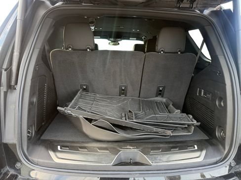 Used 2024 Chevrolet Tahoe RST w/ Luxury Package image 17