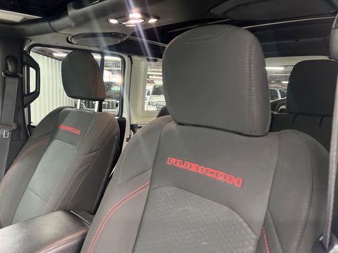 Used 2023 Jeep Wrangler Unlimited Rubicon image 17