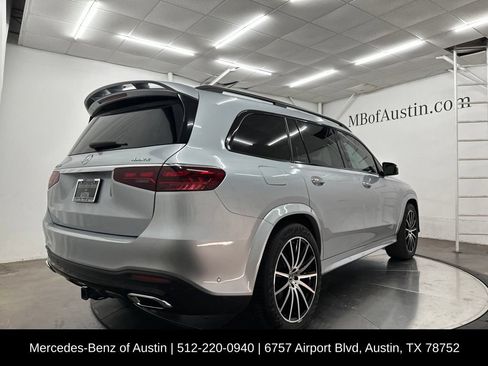 Used 2025 Mercedes-Benz GLS 450 4MATIC image 8