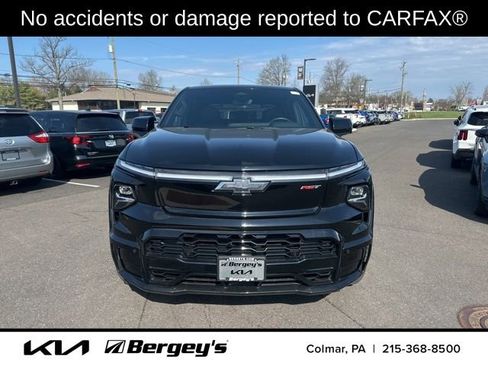 Used 2024 Chevrolet Silverado EV RST image 2