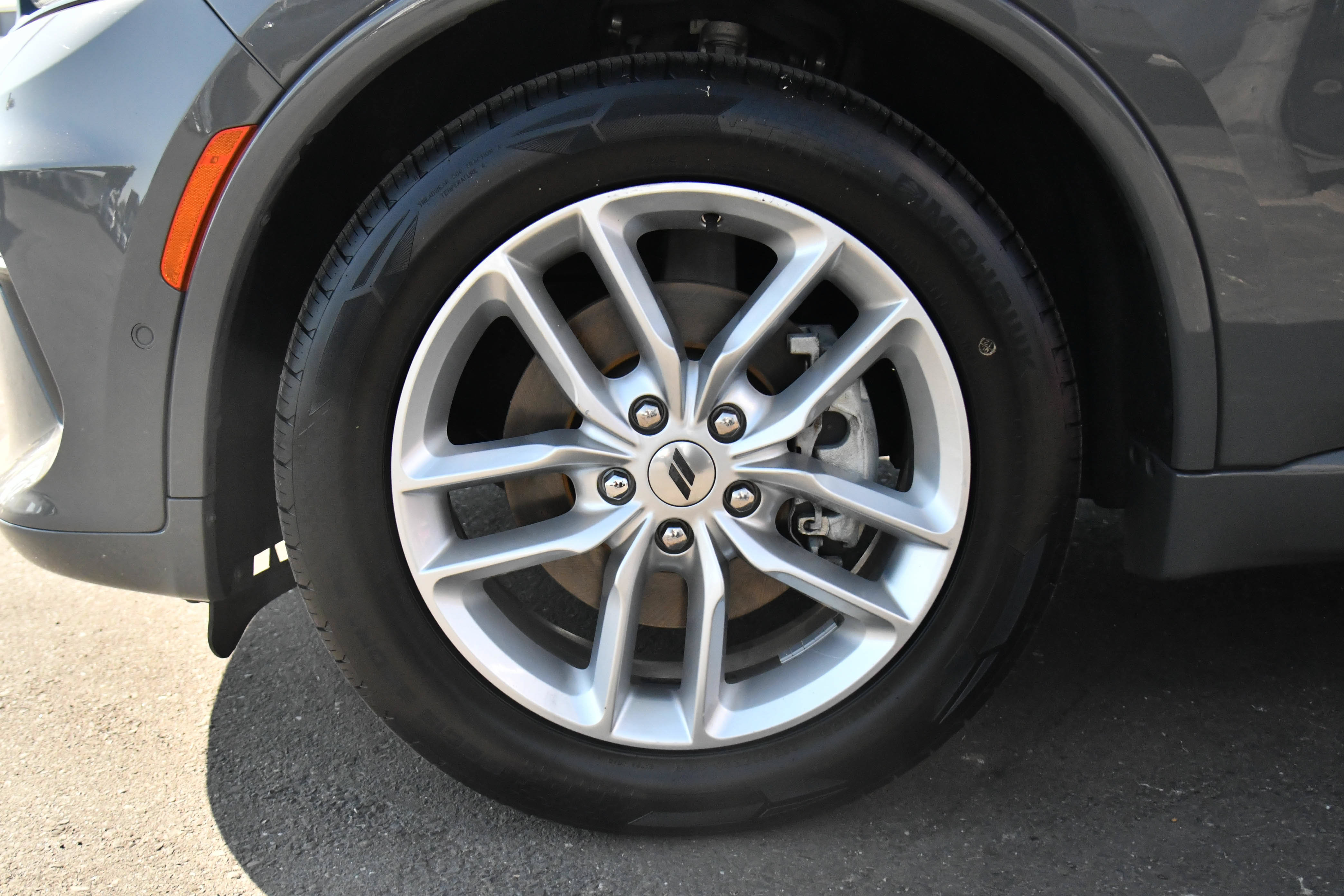 Used 2021 Dodge Durango R/T w/ Technology Group RWD image 12