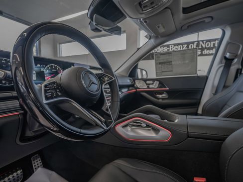 New 2026 Mercedes-Benz GLS 450 4MATIC image 6